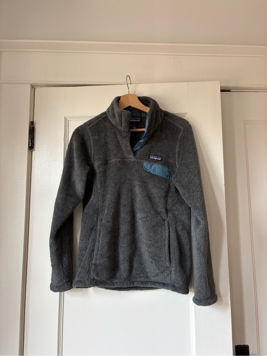 Patagonia Sweaters - Patagonia Re-Tool Snap-T Fleece Pillover
